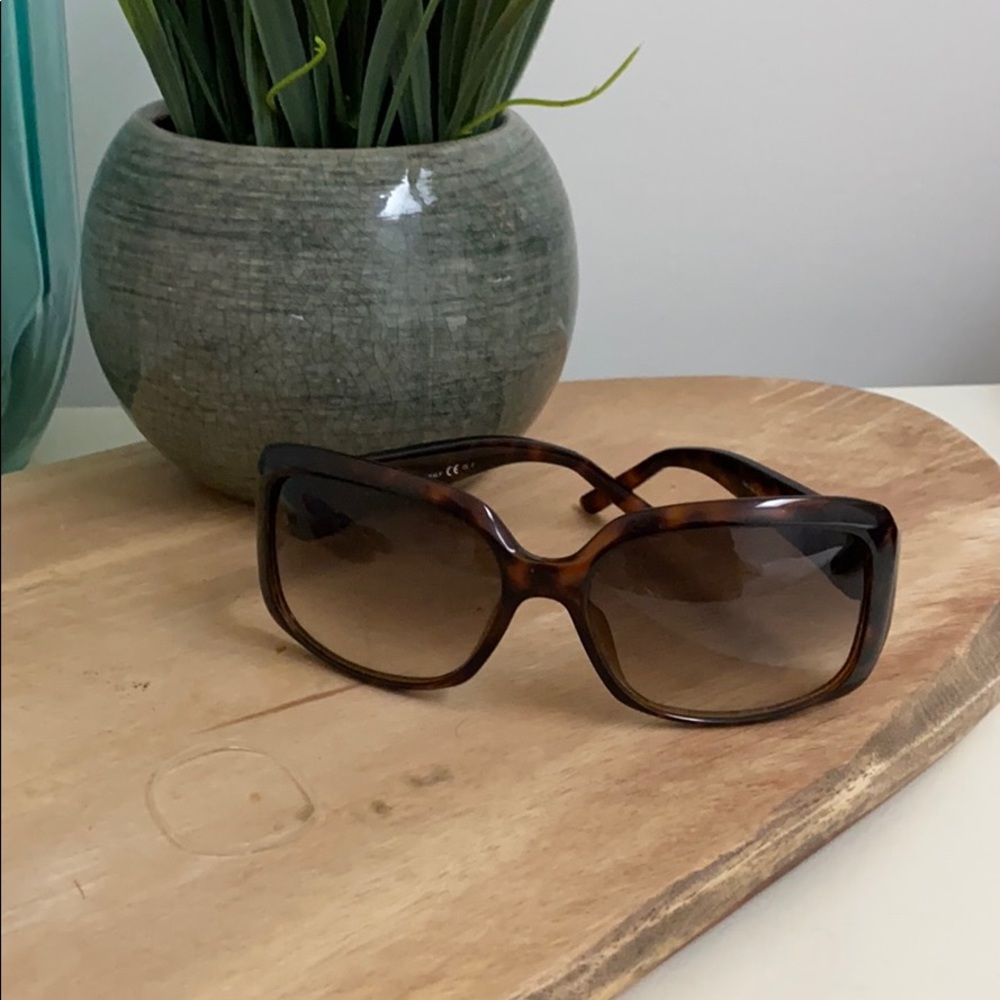 Women’s Gucci Sunglasses